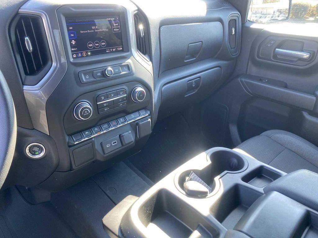 used 2025 Chevrolet Silverado 1500 car, priced at $43,989