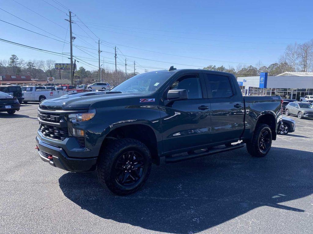 used 2025 Chevrolet Silverado 1500 car, priced at $43,989