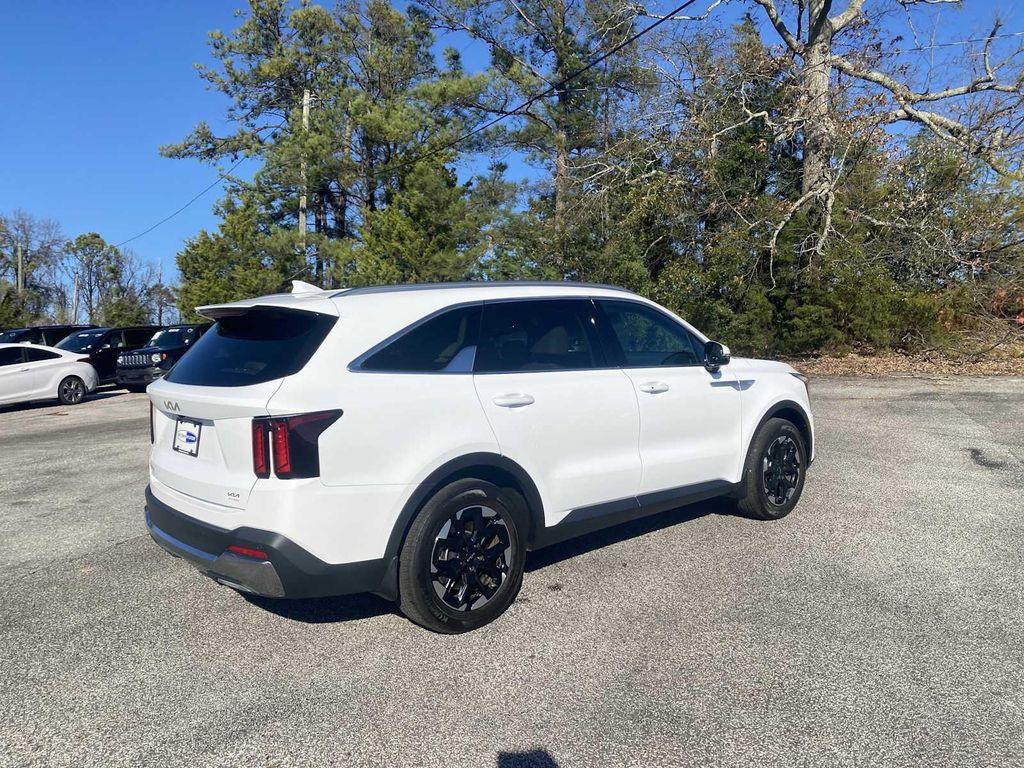 used 2024 Kia Sorento car, priced at $28,988
