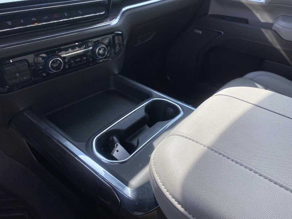 used 2025 Chevrolet Silverado 2500 car, priced at $69,989