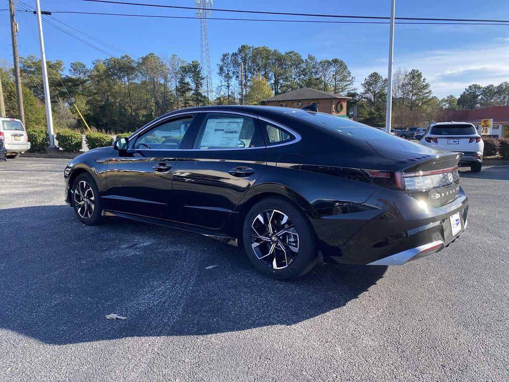 new 2025 Hyundai Sonata car, priced at $26,814
