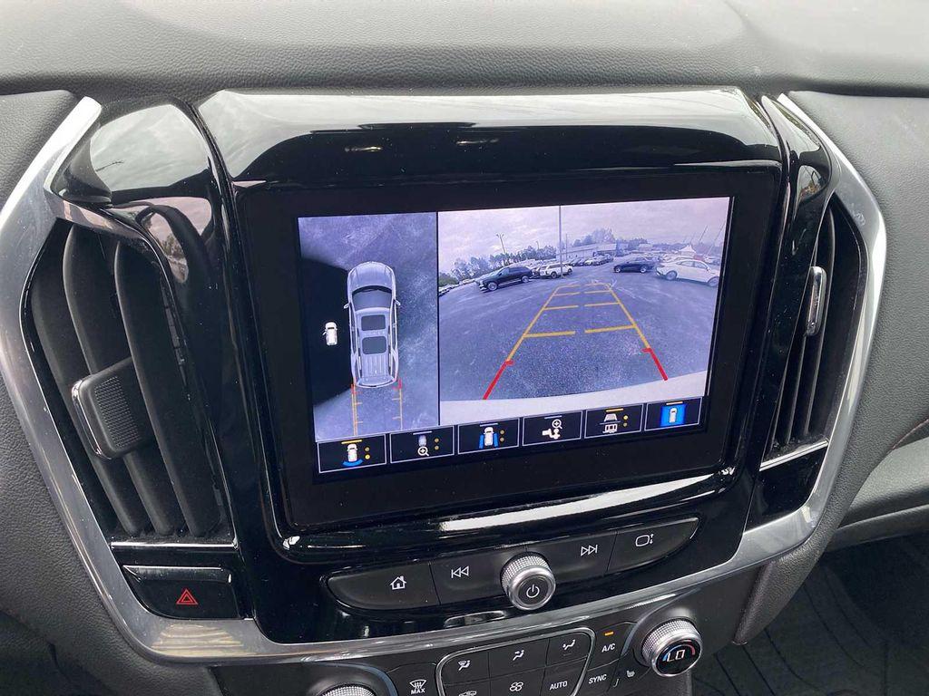 used 2022 Chevrolet Traverse car, priced at $30,800
