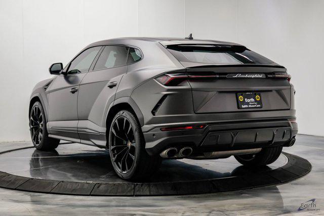 used 2022 Lamborghini Urus car, priced at $240,272