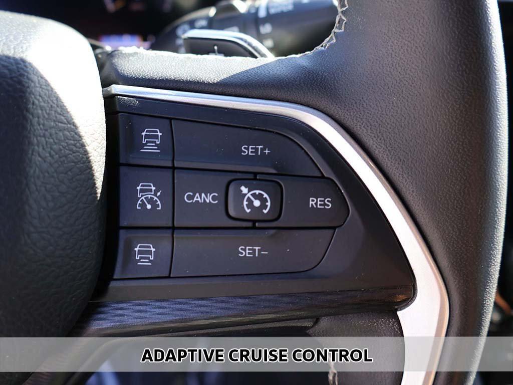 used 2023 Jeep Grand Cherokee car, priced at $23,490