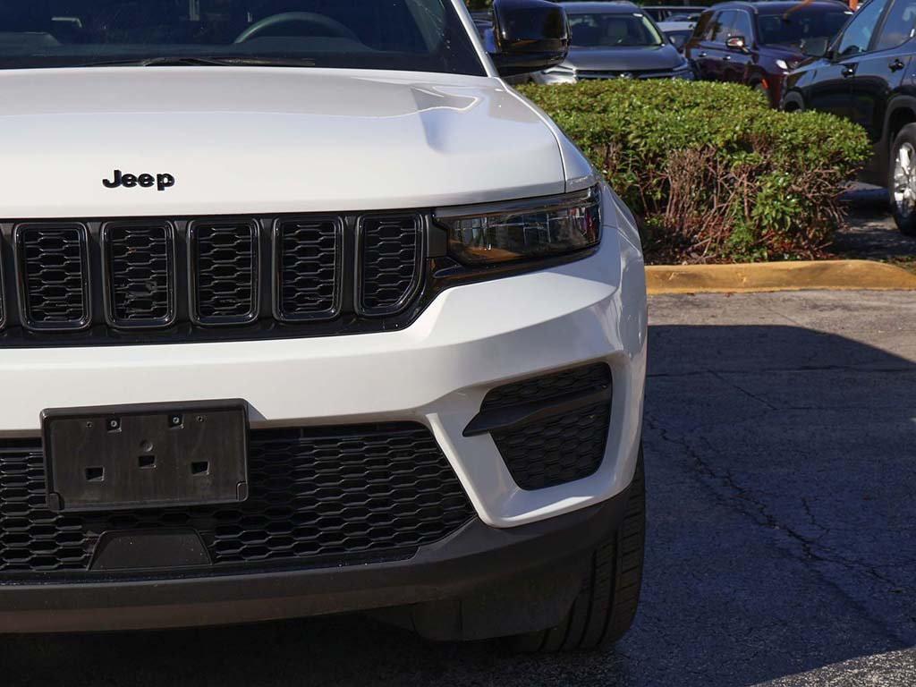 used 2023 Jeep Grand Cherokee car, priced at $23,490