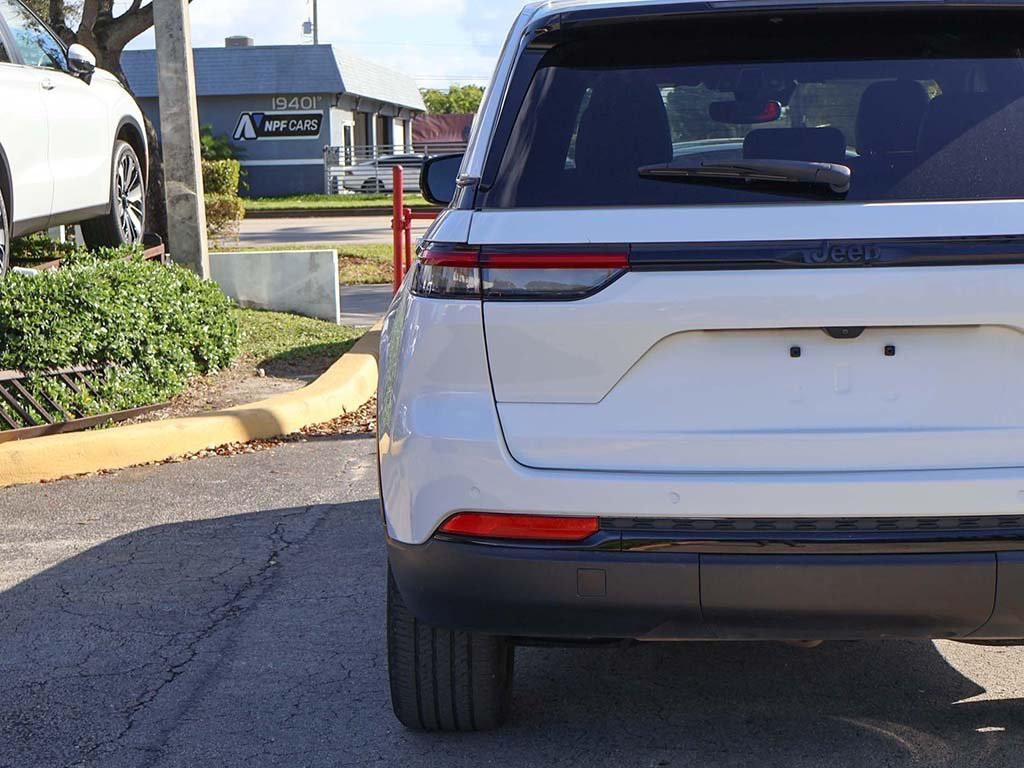 used 2023 Jeep Grand Cherokee car, priced at $23,490