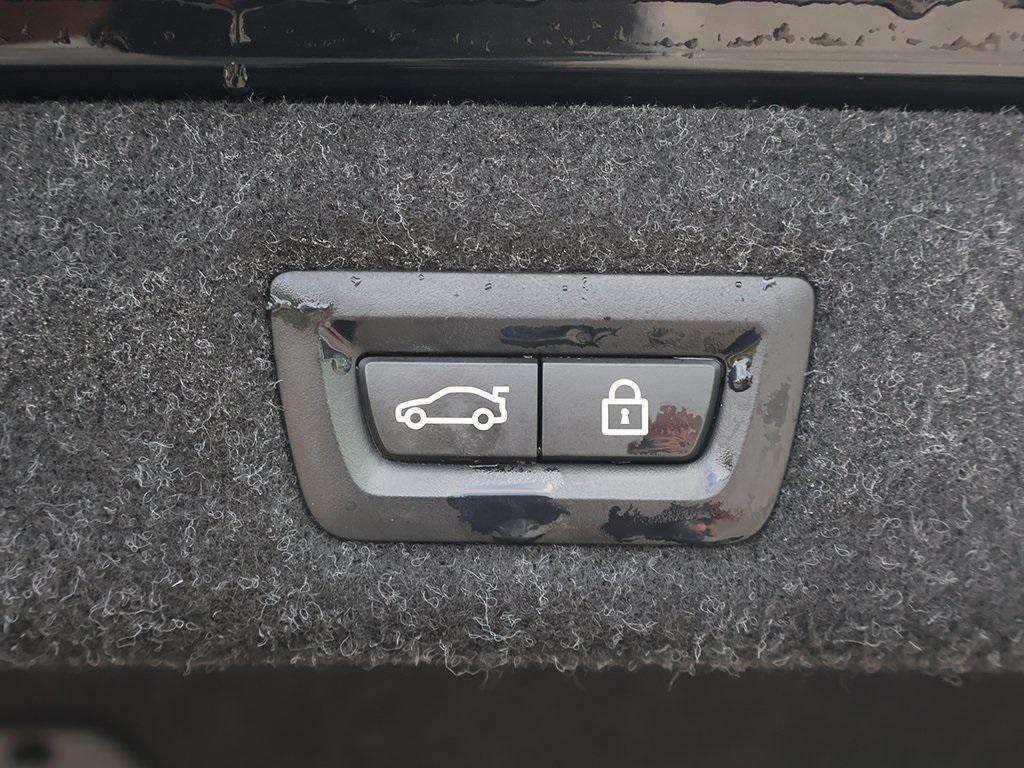 used 2023 BMW 540 car, priced at $39,990