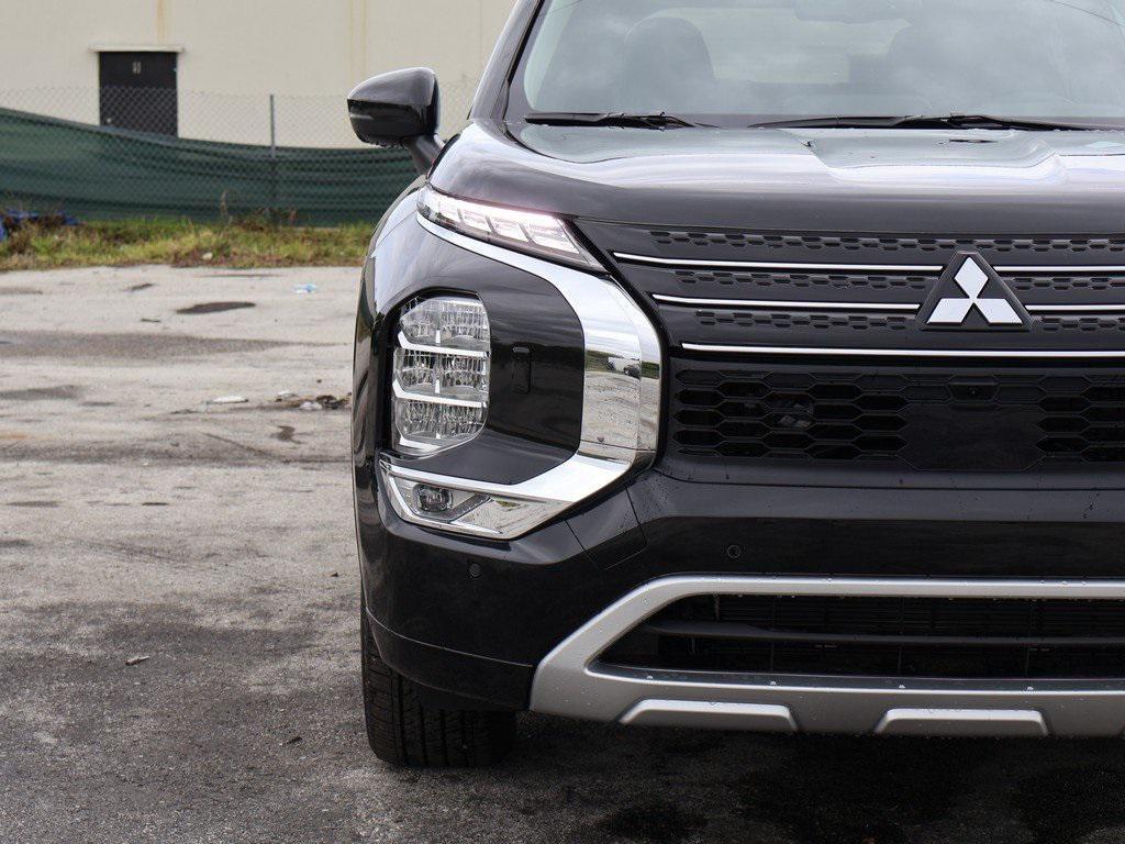 new 2025 Mitsubishi Outlander PHEV car, priced at $42,515