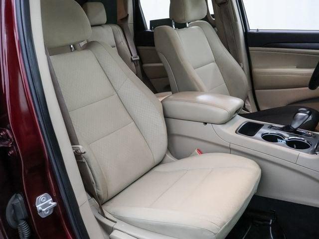 used 2018 Jeep Grand Cherokee car, priced at $15,245