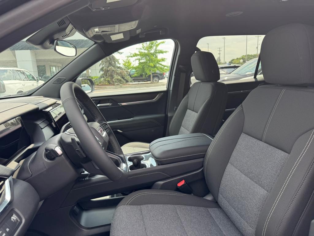 new 2025 GMC Acadia car, priced at $42,391