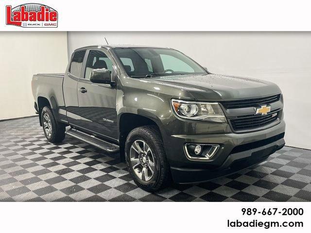 2018 Deepwood Green Metallic Chevrolet Colorado