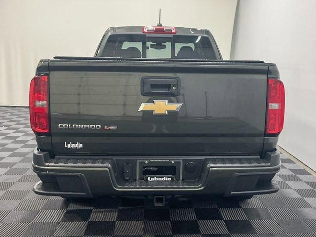 2018 Deepwood Green Metallic Chevrolet Colorado