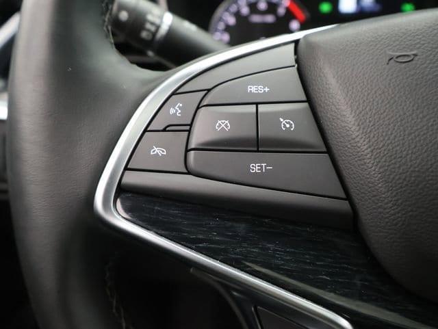 used 2025 Cadillac XT5 car, priced at $42,862