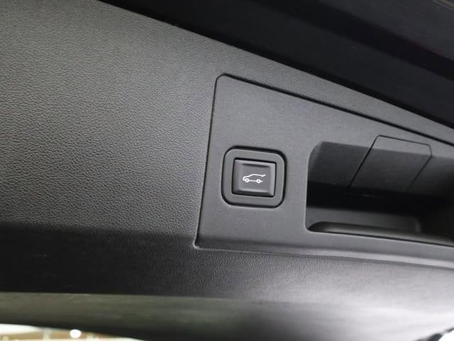 used 2017 Cadillac XT5 car, priced at $12,423