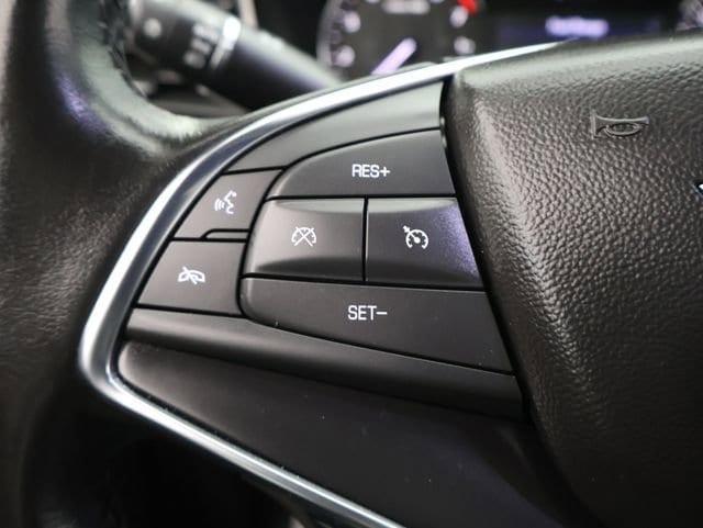 used 2020 Cadillac XT5 car, priced at $21,857