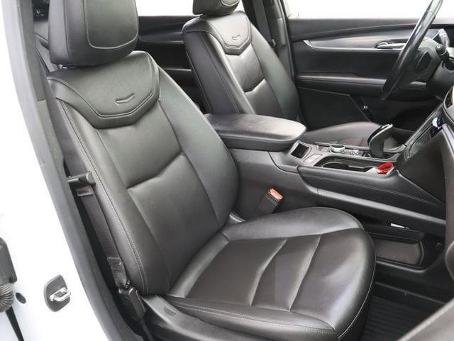 used 2020 Cadillac XT5 car, priced at $21,857