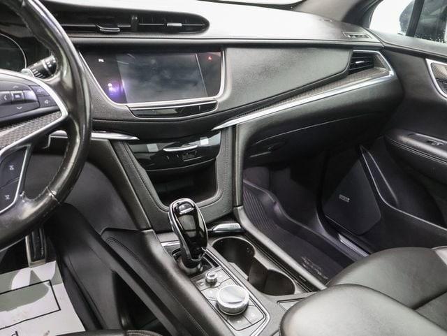 used 2020 Cadillac XT5 car, priced at $20,654