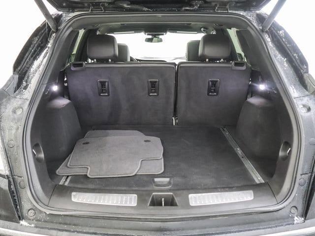 used 2020 Cadillac XT5 car, priced at $20,654