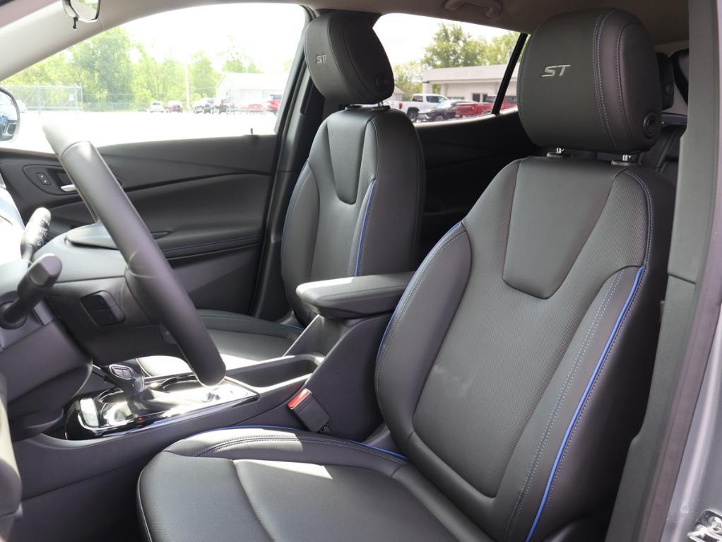 new 2026 Buick Encore GX car, priced at $31,596