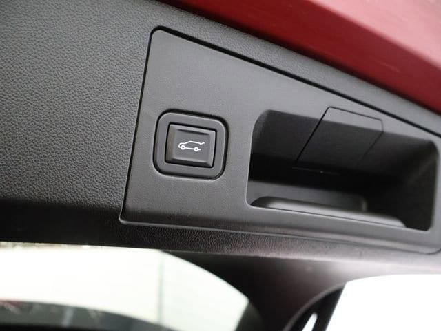 used 2020 Cadillac XT4 car, priced at $19,835