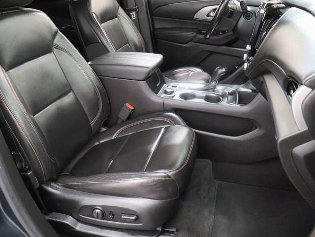 used 2020 Chevrolet Traverse car, priced at $12,813