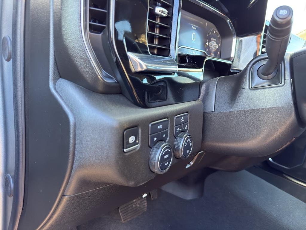 used 2025 Chevrolet Silverado 1500 car, priced at $40,695