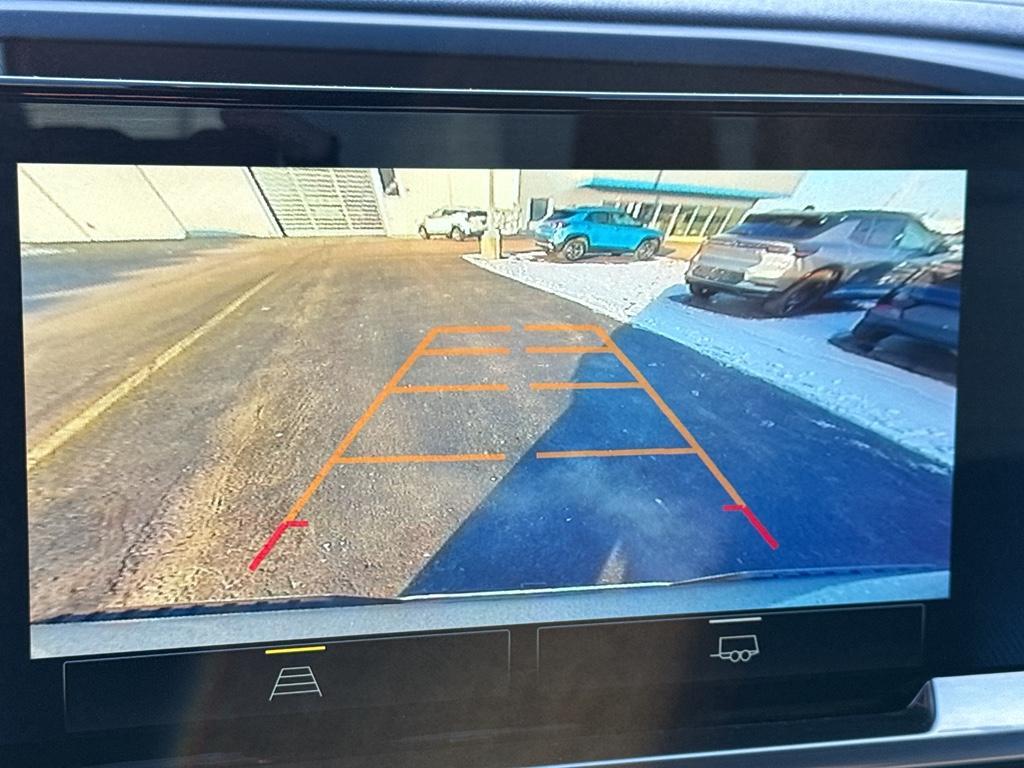 used 2025 Chevrolet Silverado 1500 car, priced at $40,695