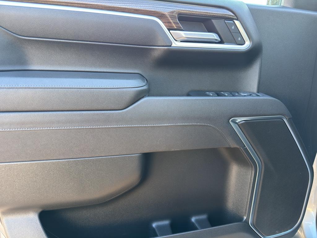 used 2025 Chevrolet Silverado 1500 car, priced at $40,695