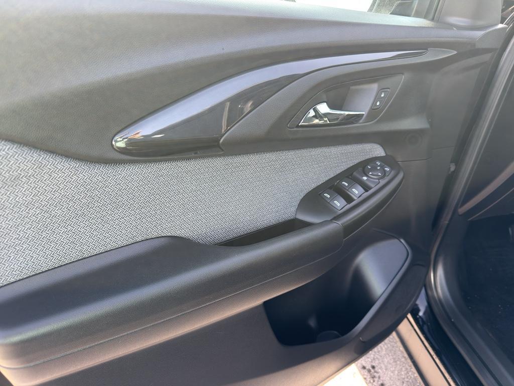 used 2023 Chevrolet TrailBlazer car, priced at $20,195