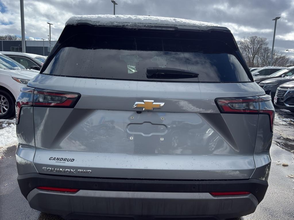 used 2025 Chevrolet Equinox car, priced at $26,299