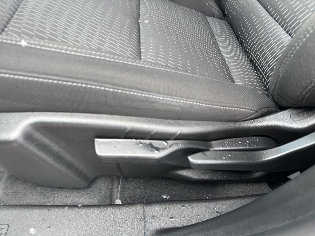 used 2025 Chevrolet Equinox car, priced at $26,299