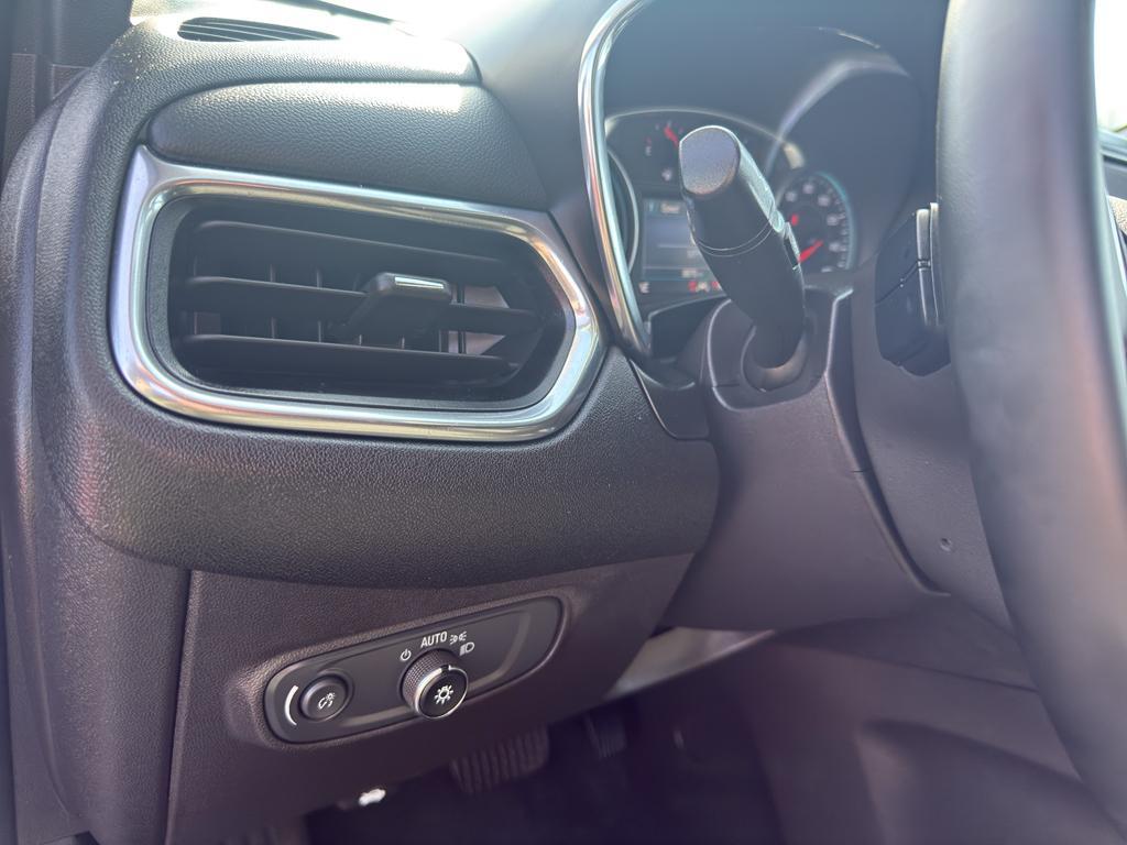 used 2024 Chevrolet Equinox car, priced at $25,495