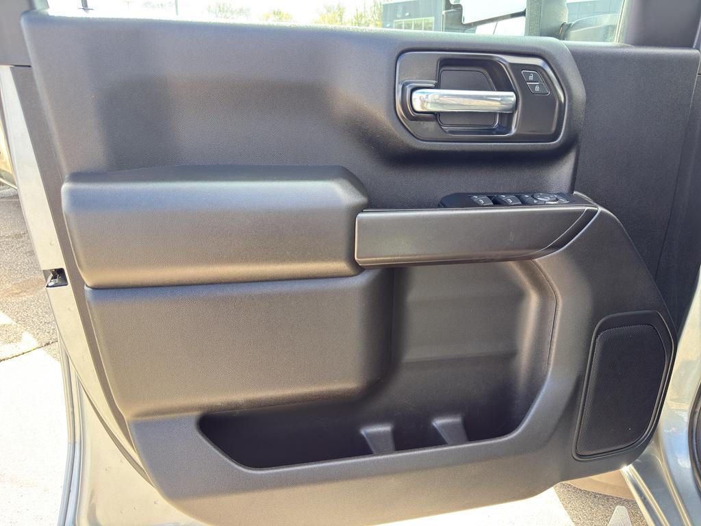 used 2024 Chevrolet Silverado 2500 car, priced at $50,495