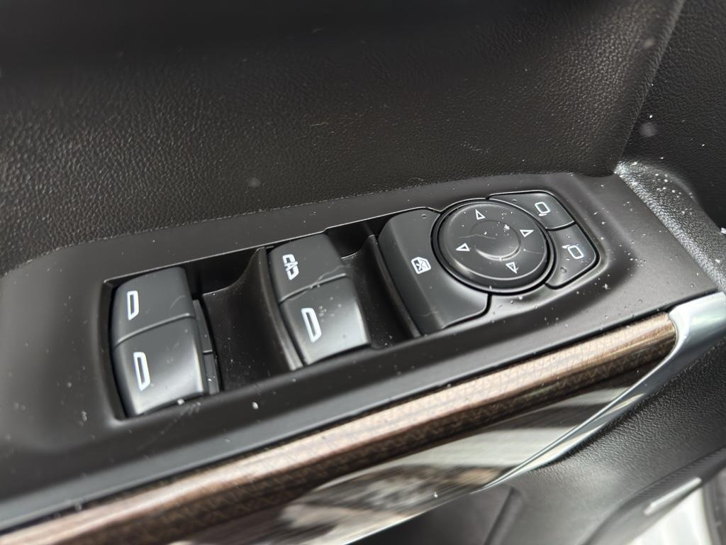 used 2021 Chevrolet Silverado 1500 car, priced at $36,995