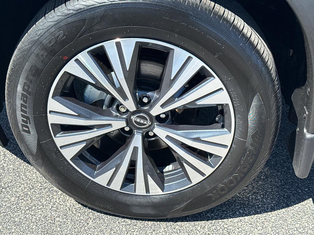 used 2023 Nissan Rogue car, priced at $25,990