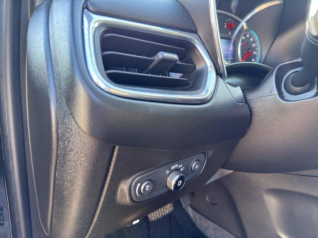 used 2020 Chevrolet Equinox car, priced at $12,995