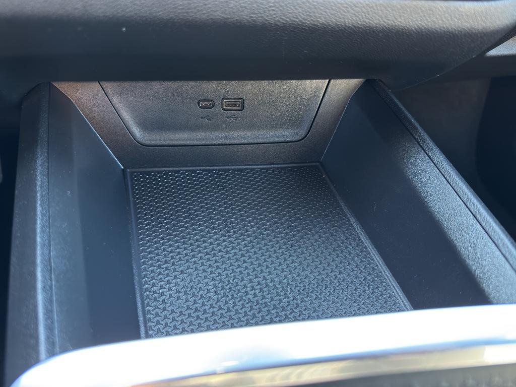 used 2025 Chevrolet Equinox car, priced at $27,195