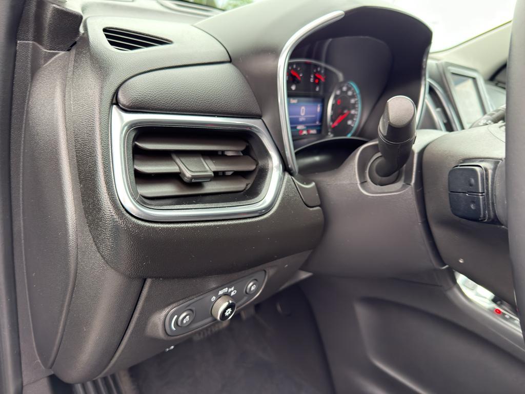 used 2021 Chevrolet Equinox car, priced at $20,989