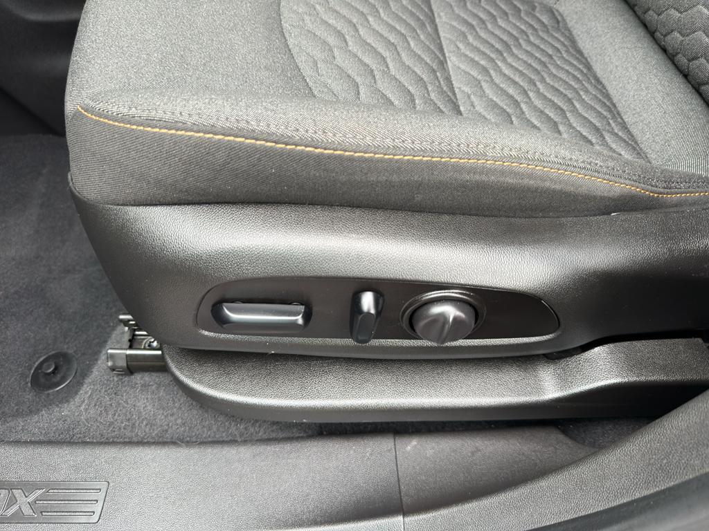 used 2021 Chevrolet Equinox car, priced at $20,989