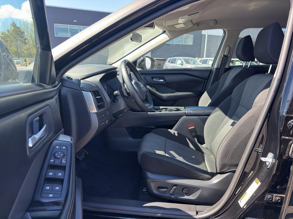 used 2025 Nissan Rogue car, priced at $22,990
