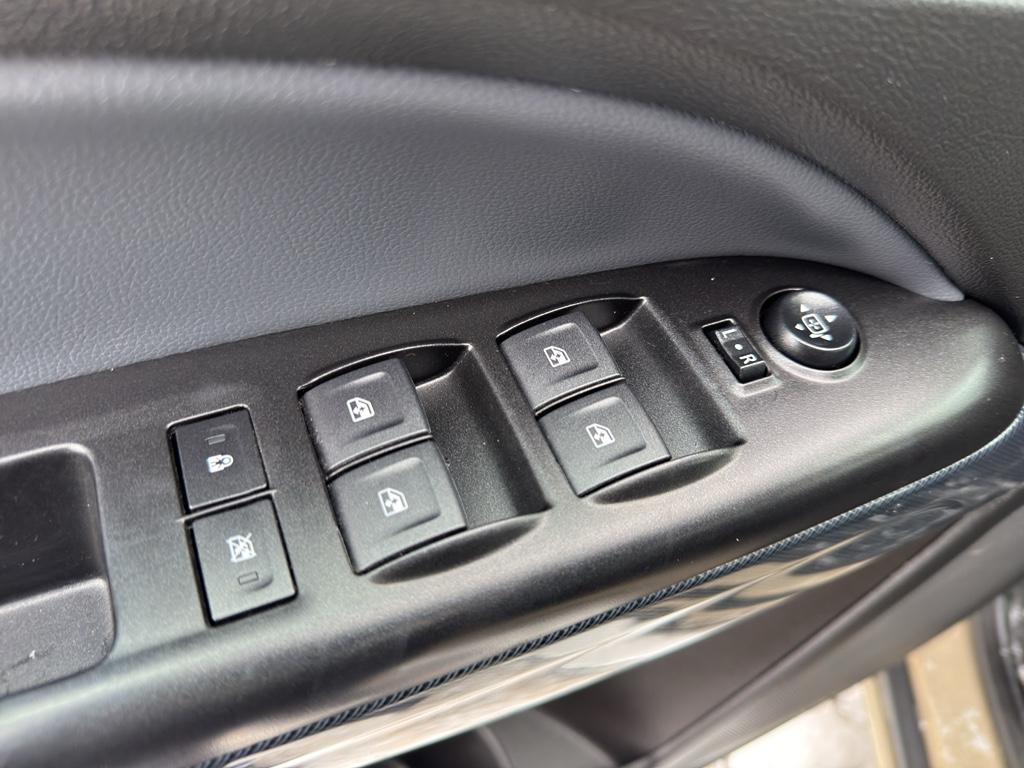 used 2022 Chevrolet Colorado car, priced at $30,390