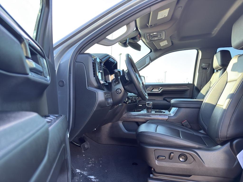 used 2024 Chevrolet Silverado 1500 car, priced at $47,395