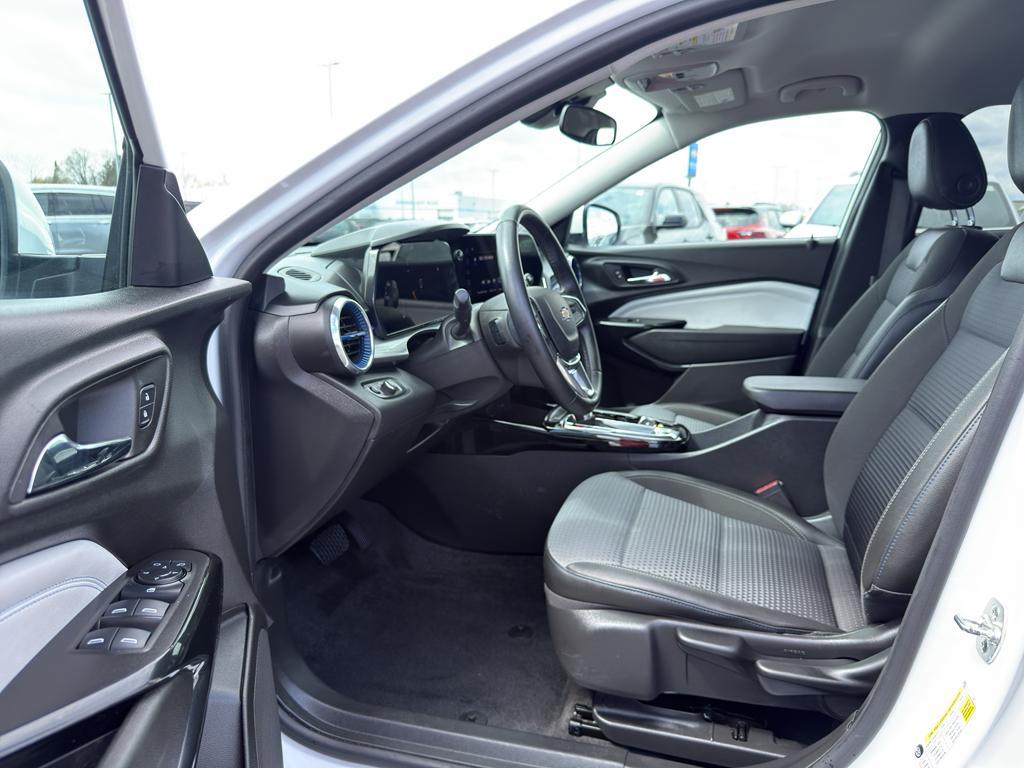 used 2024 Chevrolet Trax car, priced at $19,995