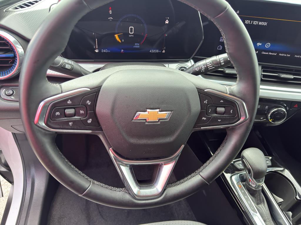 used 2024 Chevrolet Trax car, priced at $19,995