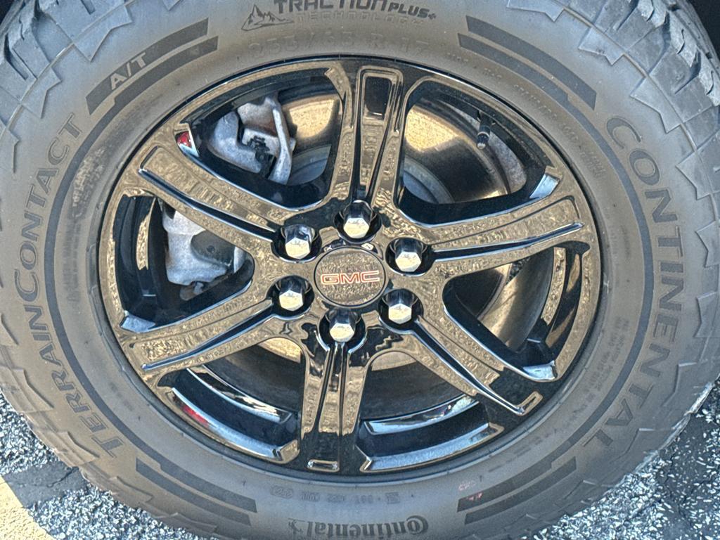 used 2023 GMC Acadia car, priced at $38,194