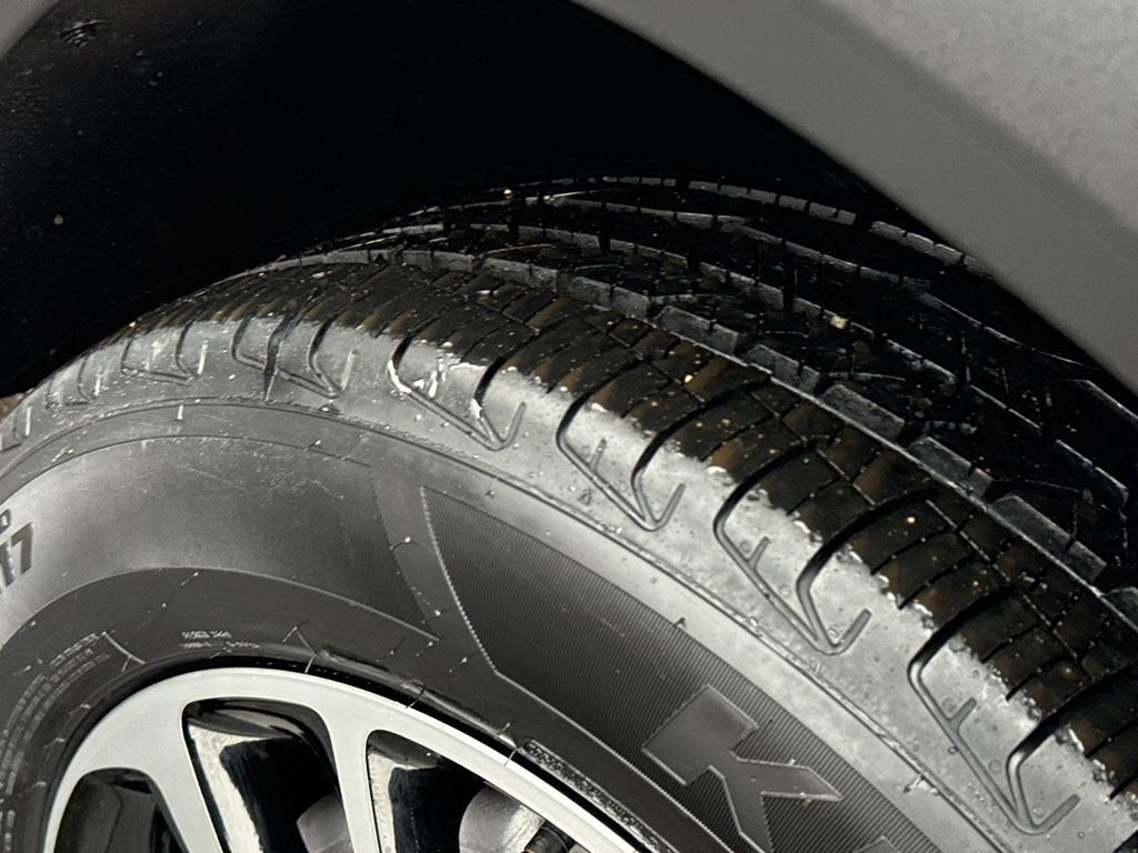 used 2024 Chevrolet TrailBlazer car, priced at $22,799