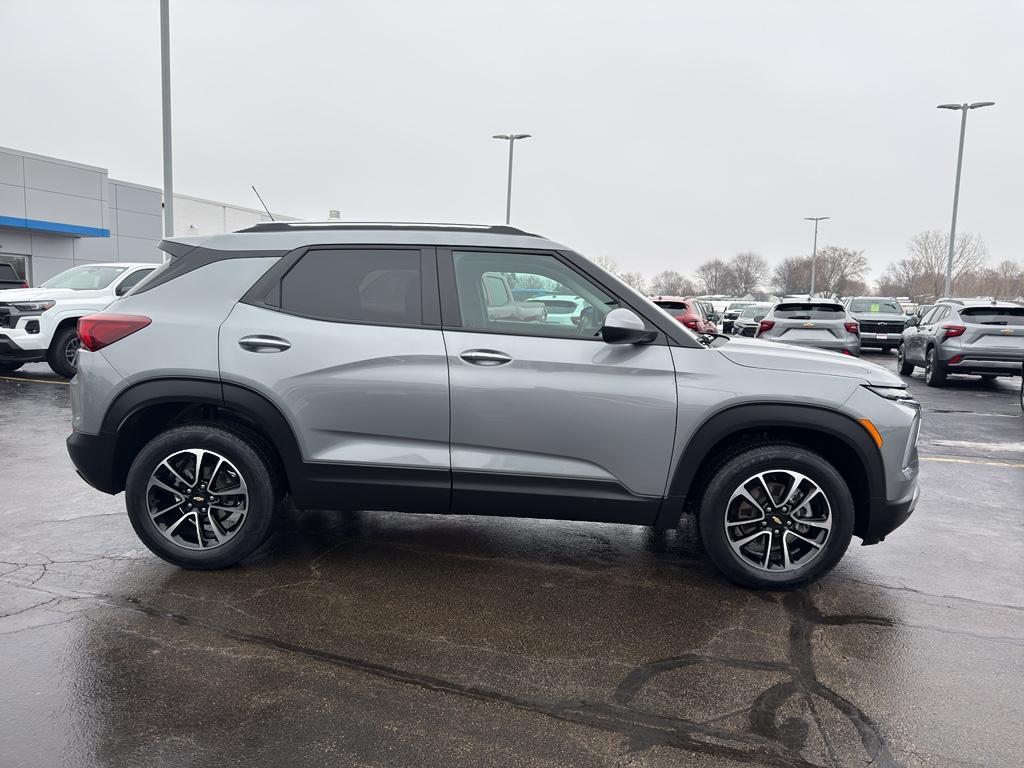 used 2024 Chevrolet TrailBlazer car, priced at $22,799