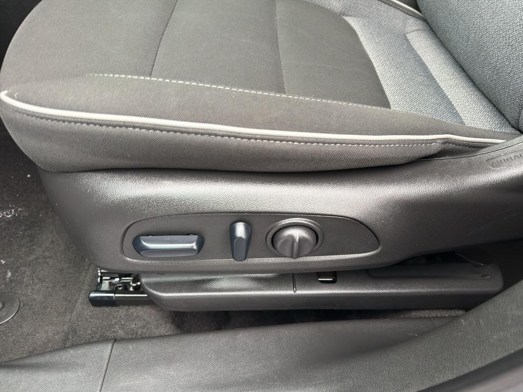 used 2024 Chevrolet TrailBlazer car, priced at $22,799