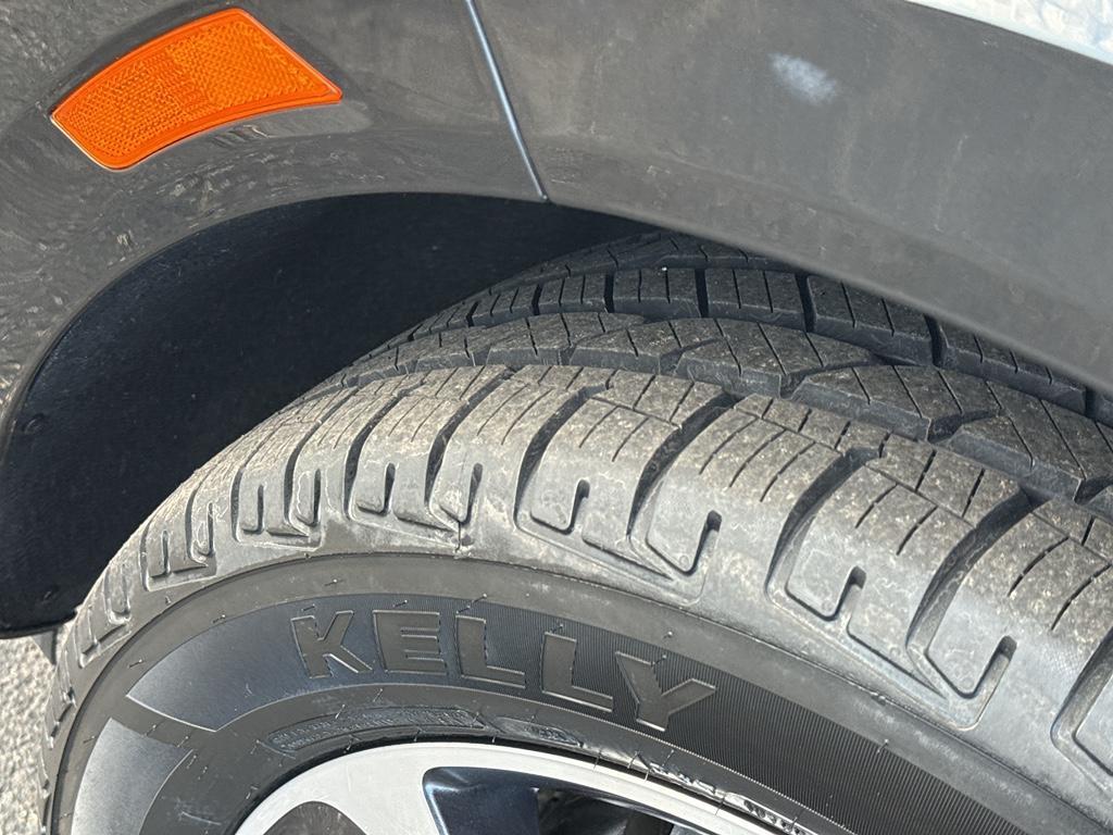 used 2022 Buick Enclave car, priced at $33,295