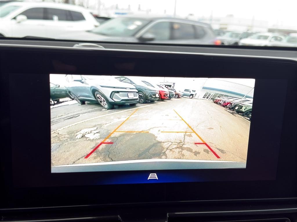 used 2024 Chevrolet TrailBlazer car, priced at $23,795